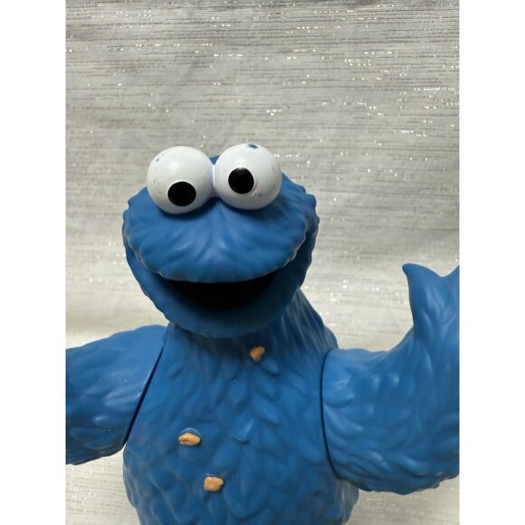Sesame Street Cookie Monster Plastic 7” Toy Figurine - Picture 2 of 7